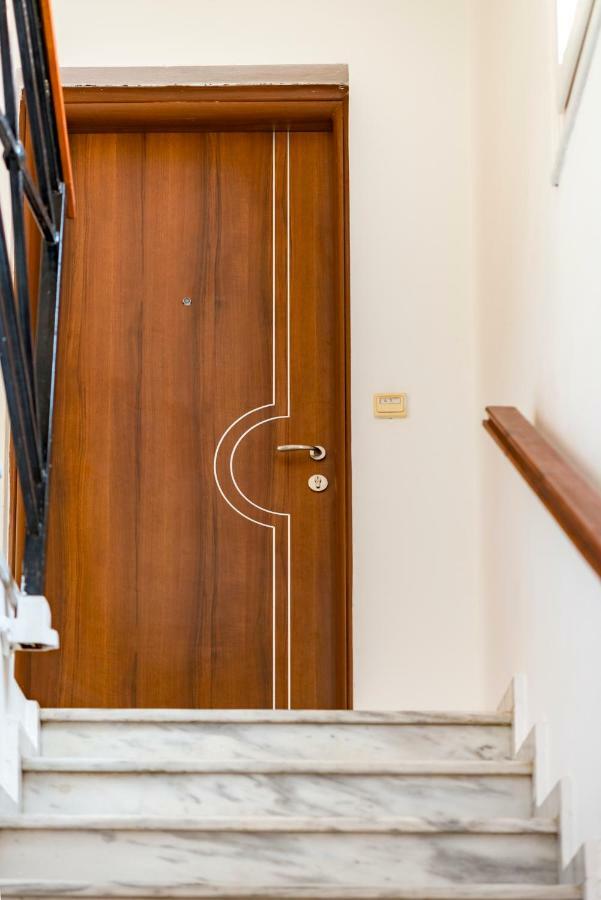Ethrionplus Two Rooms Apartments Balconies 100 M From The Port Ermoupoli Exteriör bild